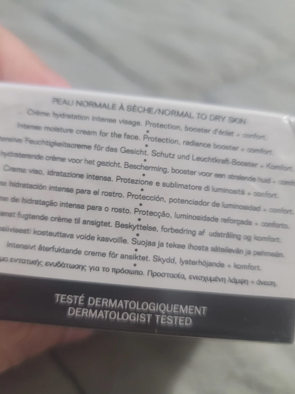 CHANEL Hydra Beauty Crème — White, Black & Blue Accents NEW in Package